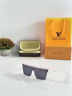 Louis_Vuitton_312_Pink_Black
