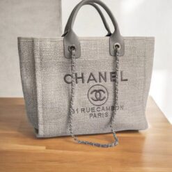 CHANEL PARIS TOTE BAG (CH-1237)